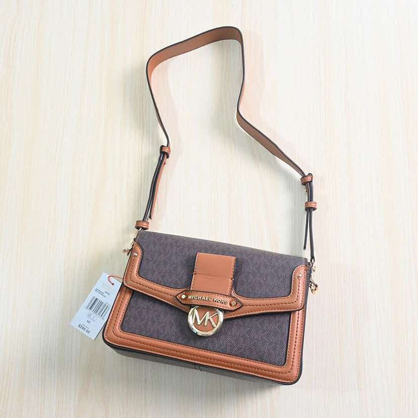 Michael Kors' Brand New Minima - Women Bags Mk recension och pris