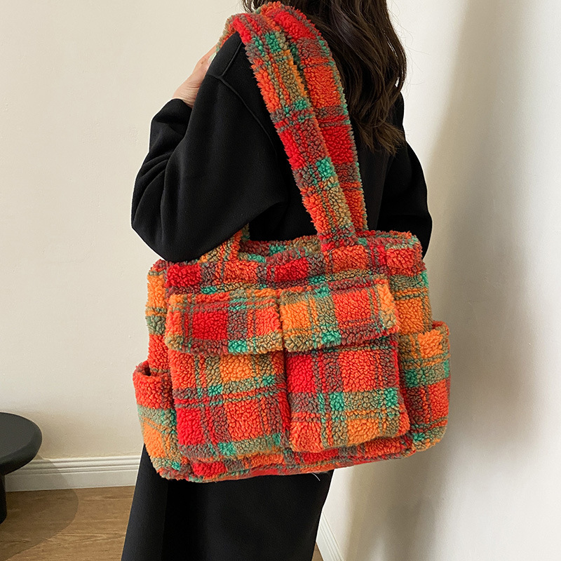 Lamb Fleece tote bags for wome - Women Handheld Bags recension och pris